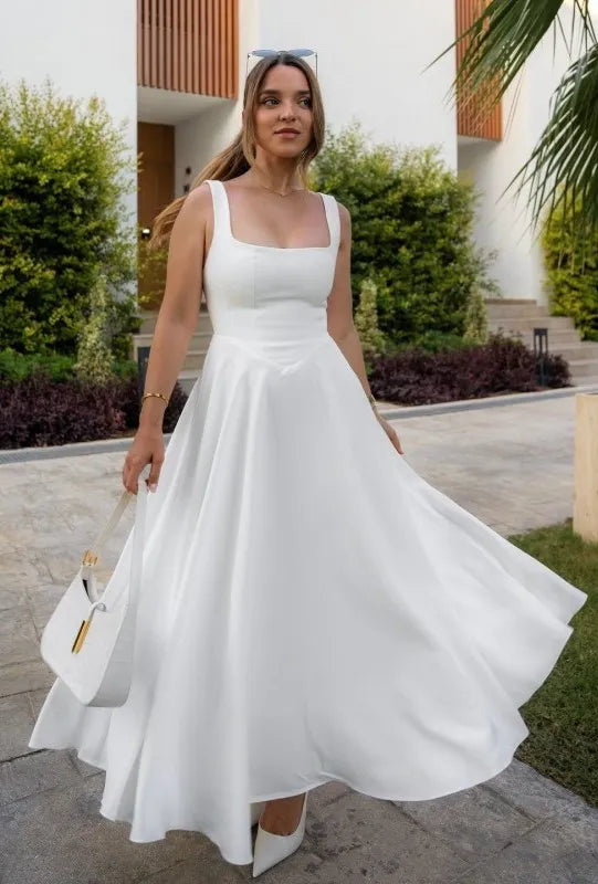 Blake™ - Midi Dress with Square Neckline and High Waist