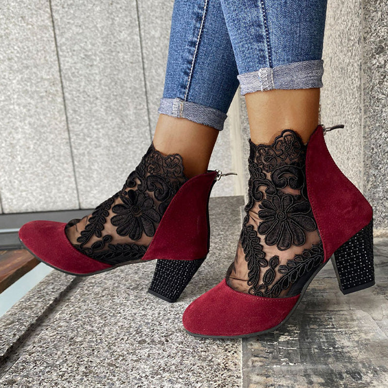 Ula™ - Lace-up Ankle Boots