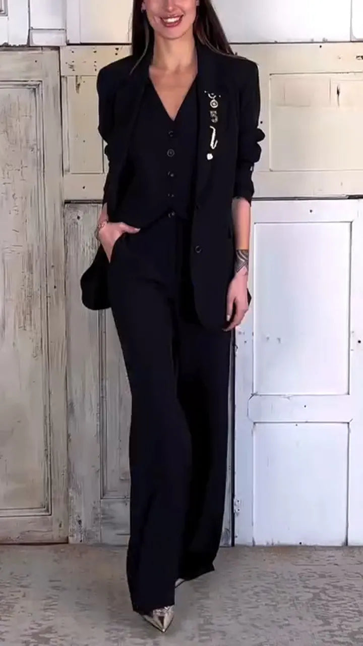 Circe™ - Three-Piece Elegant Suit for Women
