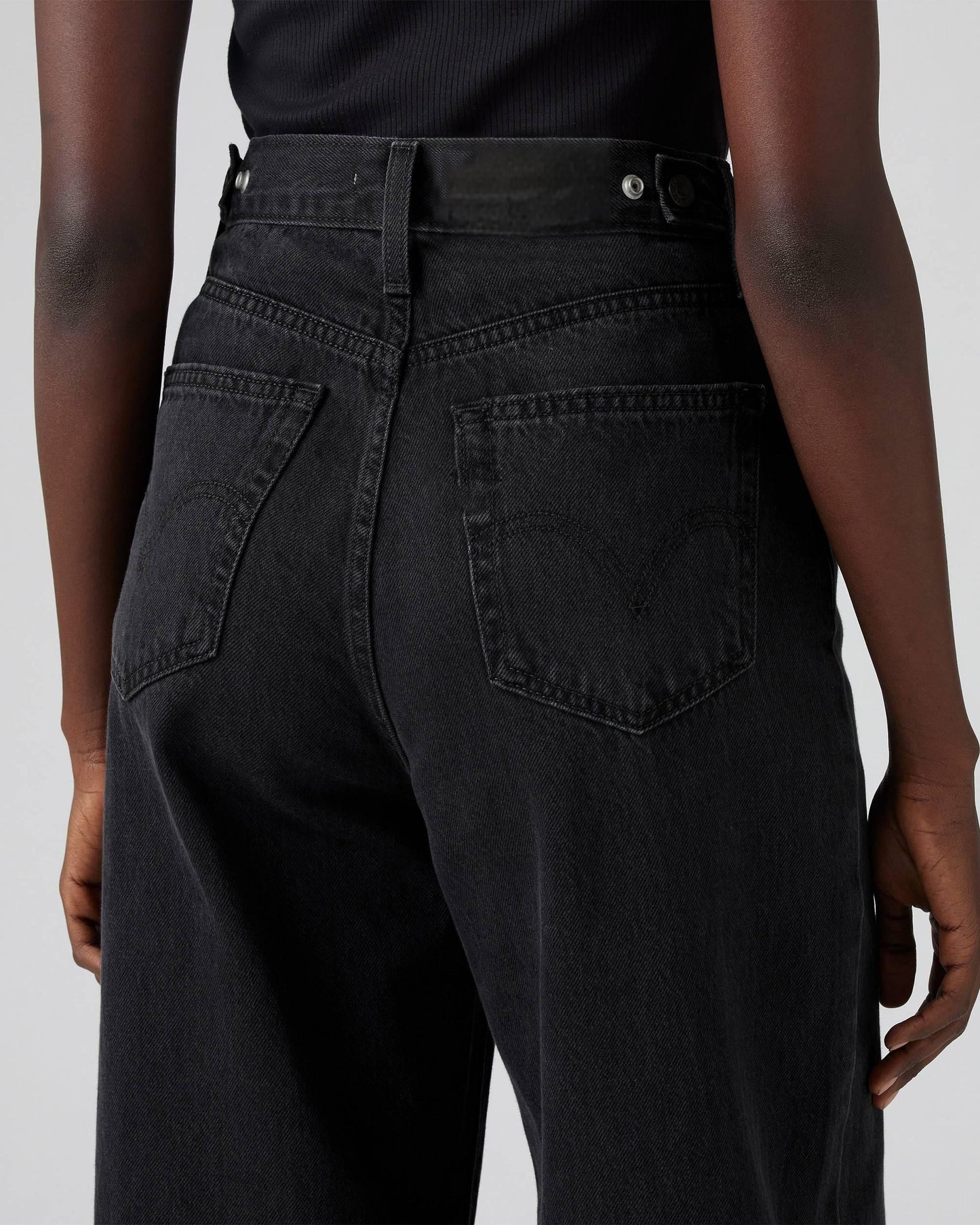 Ibbie - Baggy Jeans