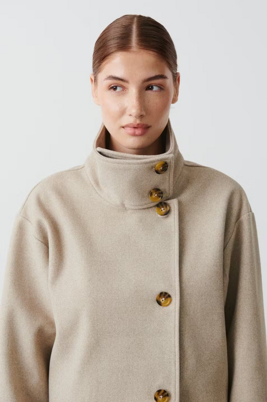 Yanna - Short Autumn Coat
