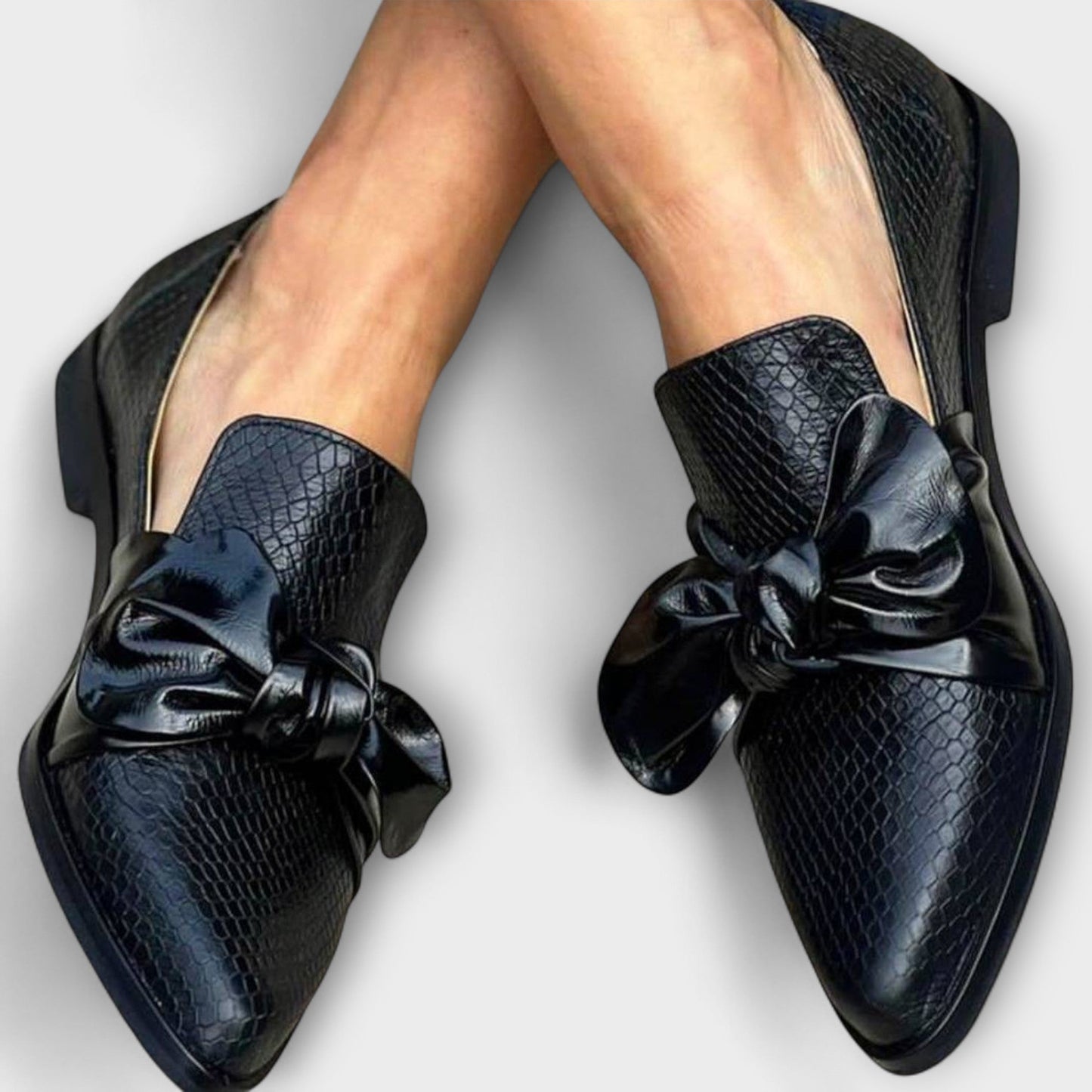 Riley - Pointed-Toe Loafers with Bow Detail
