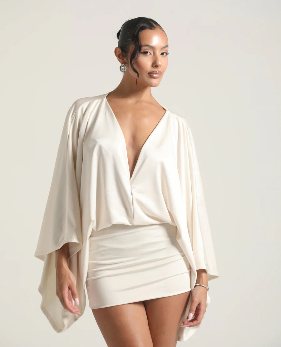 Federica - Long-Sleeve V-Neck Mini Dress