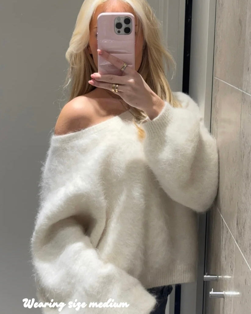 Kailani™ - Comfortable Off-Shoulder Sweater