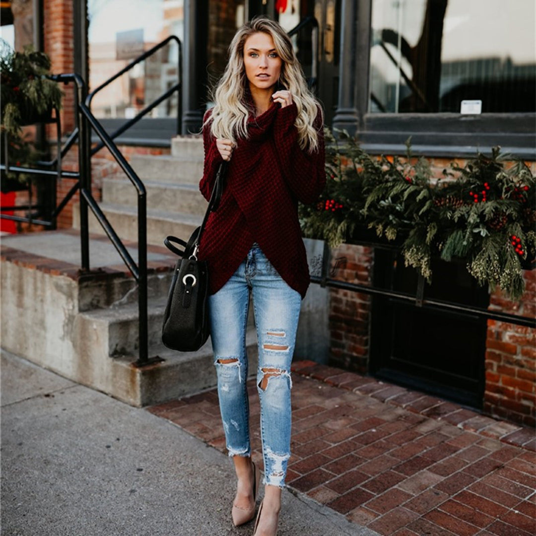 Laurene™ - Knitted Jumper with Elegant Seams