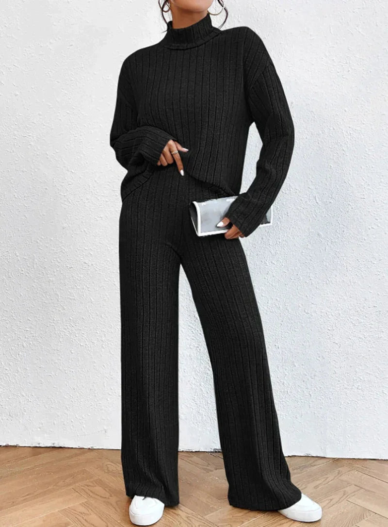 Leia™ - Two-Piece Set: Trousers and Turtleneck Sweater