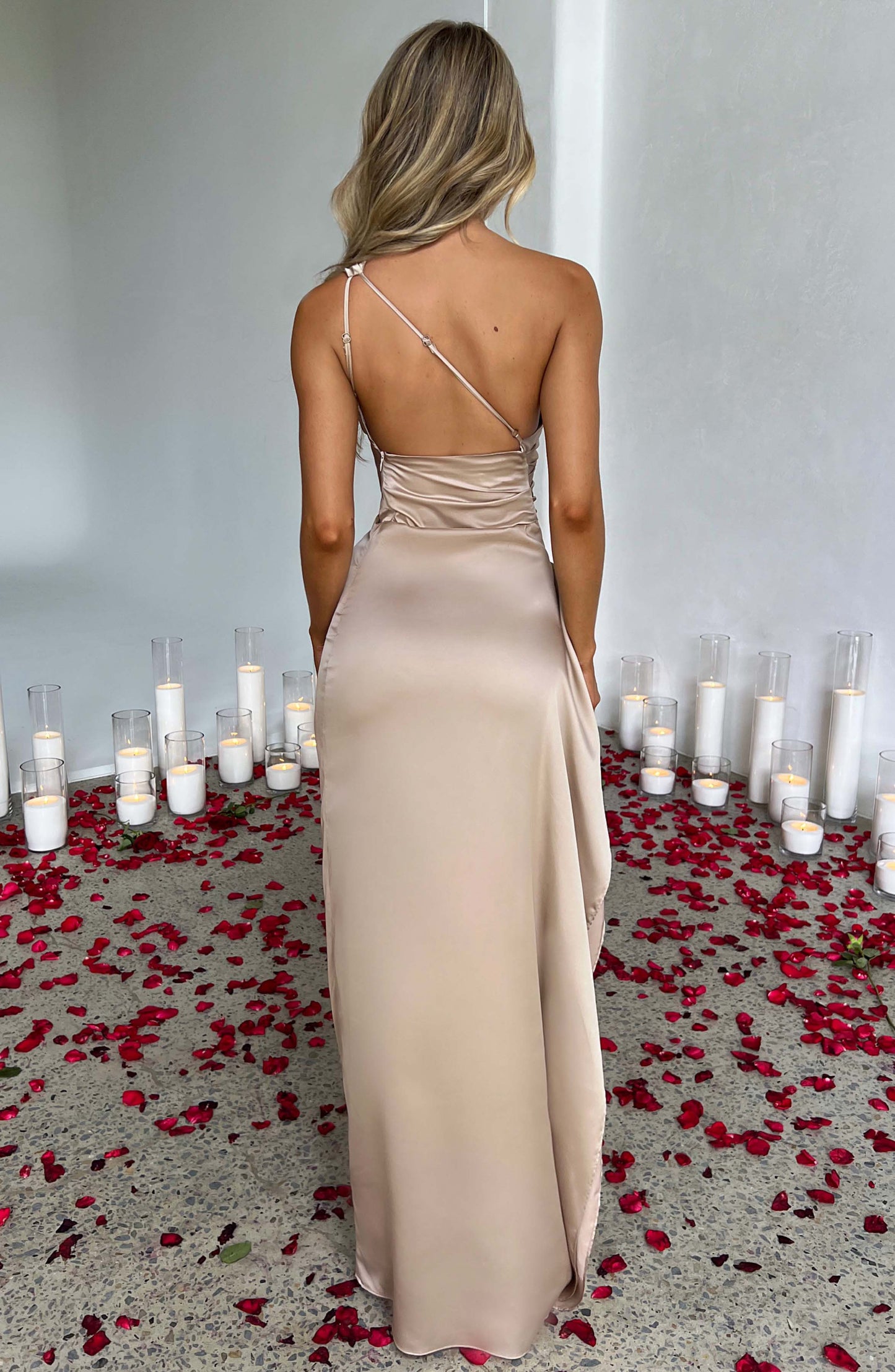Ariela™ - Elegant Long Dress with One Shoulder