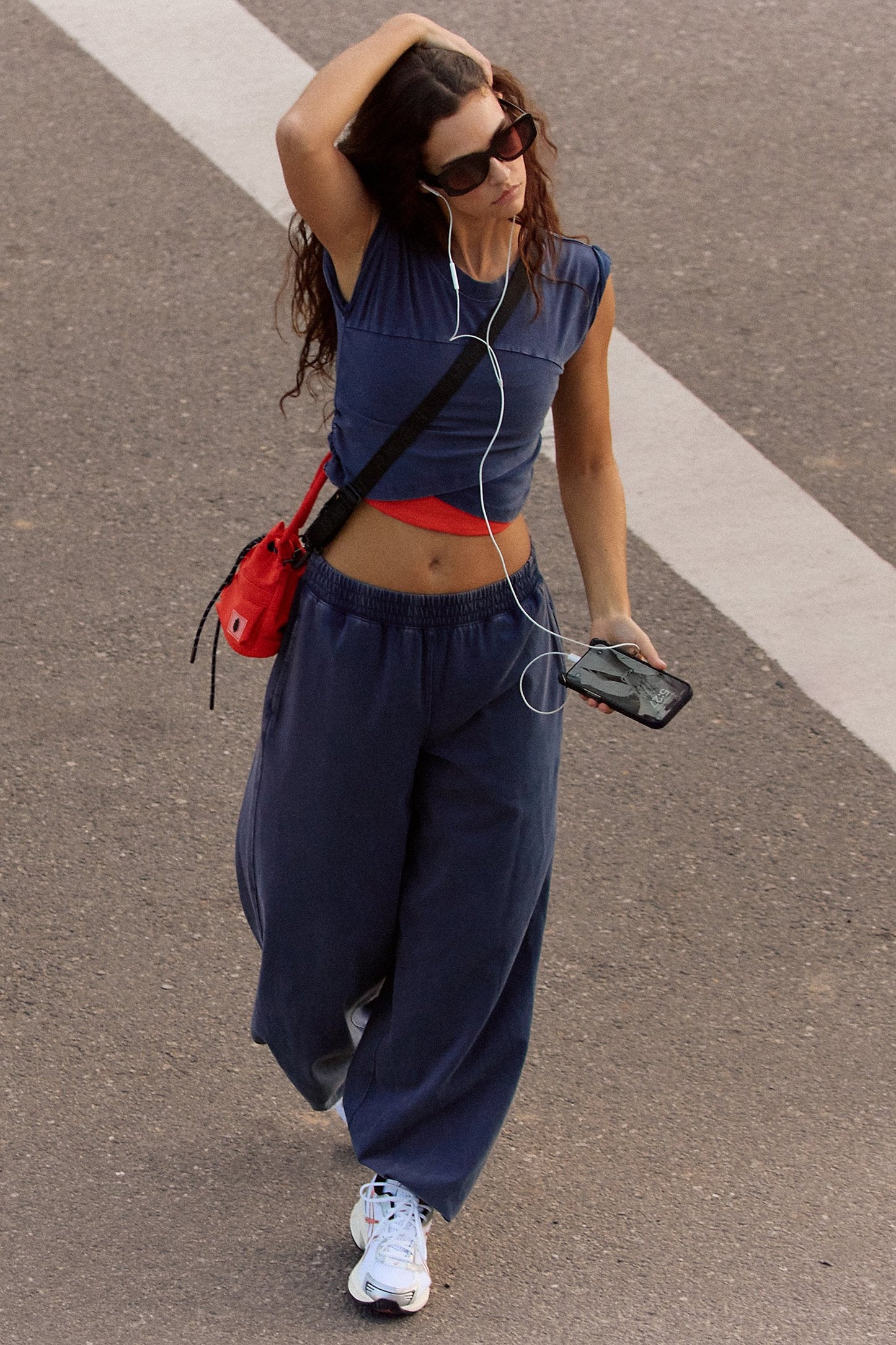 Jena - Loose-fitting trouser and cross-top set