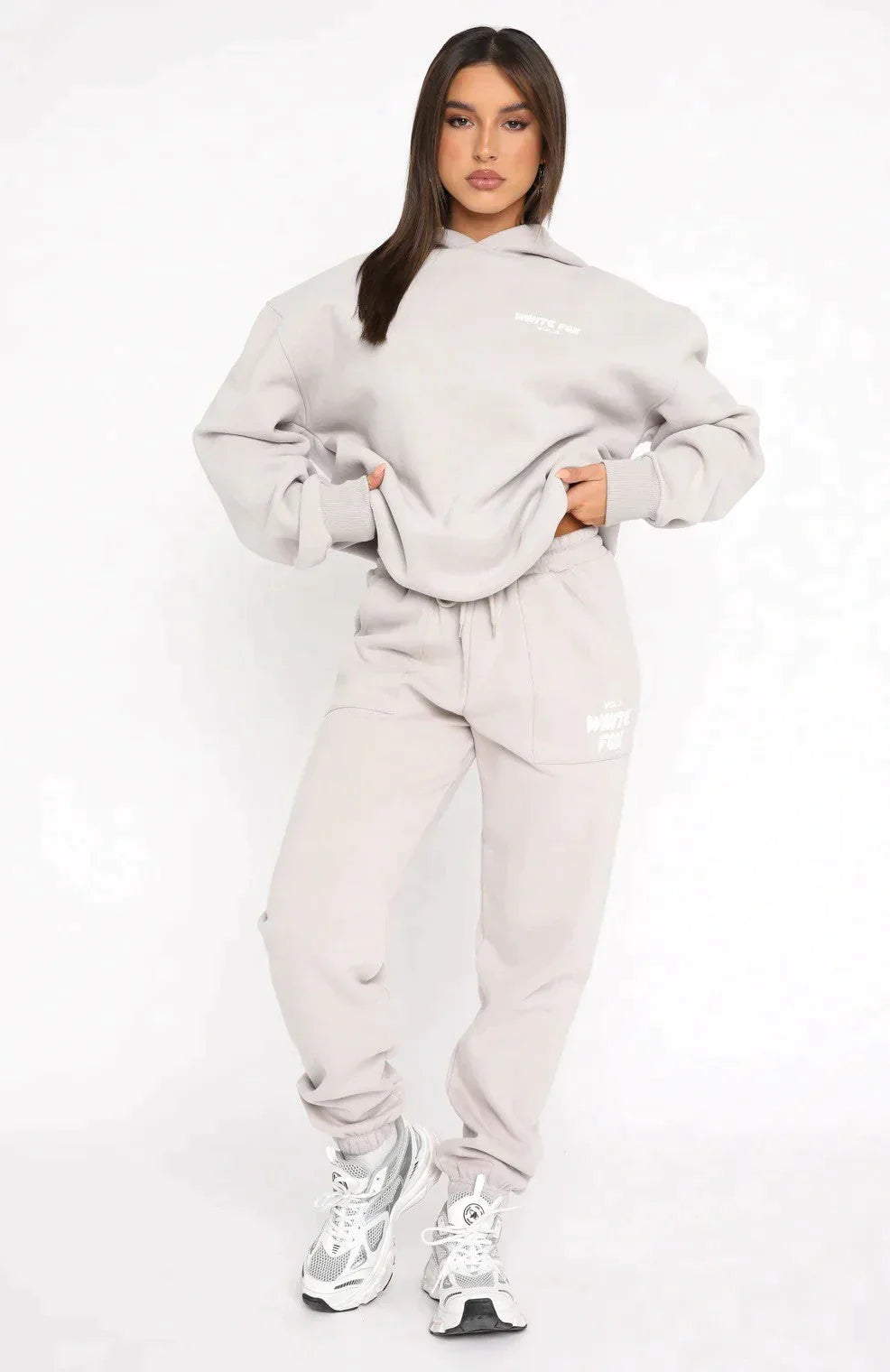 White Fox - Sweatshirt And Trousers Set