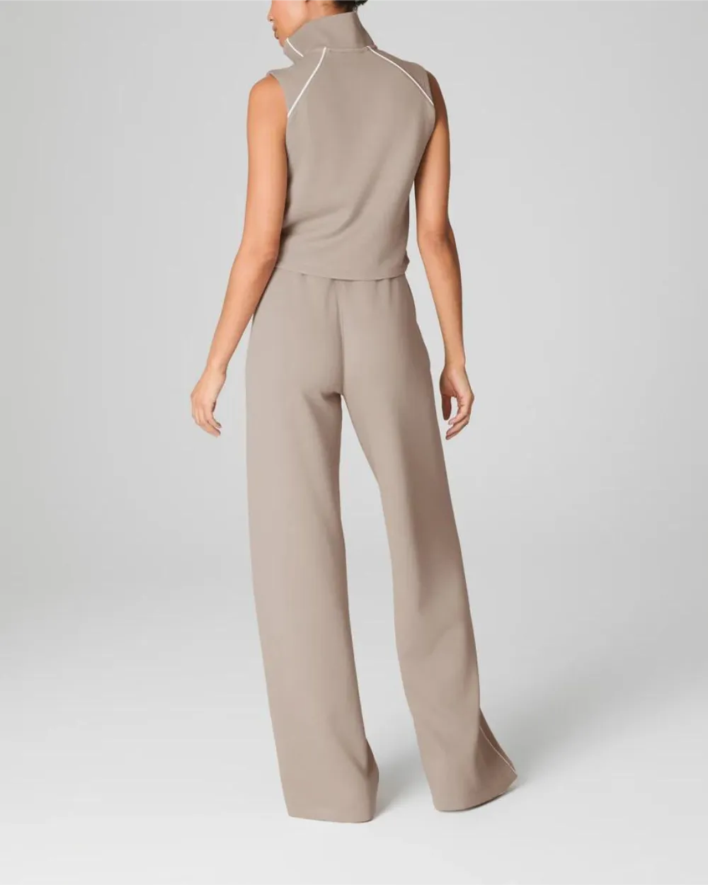 Linda - Sleeveless Sports-Style Jumpsuit