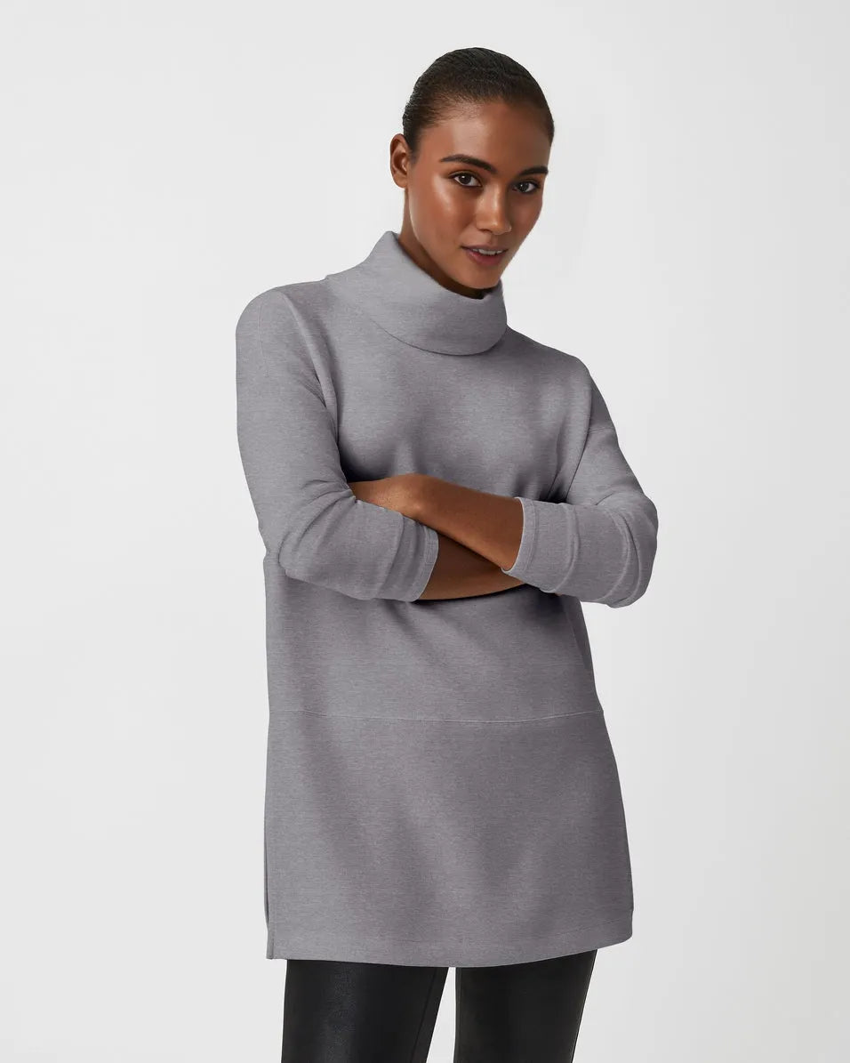 Caeli™ - High Neck Tunic