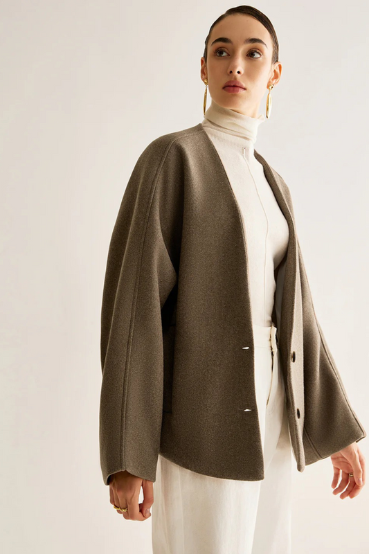 Elara - V-Neck Buttoned Coat