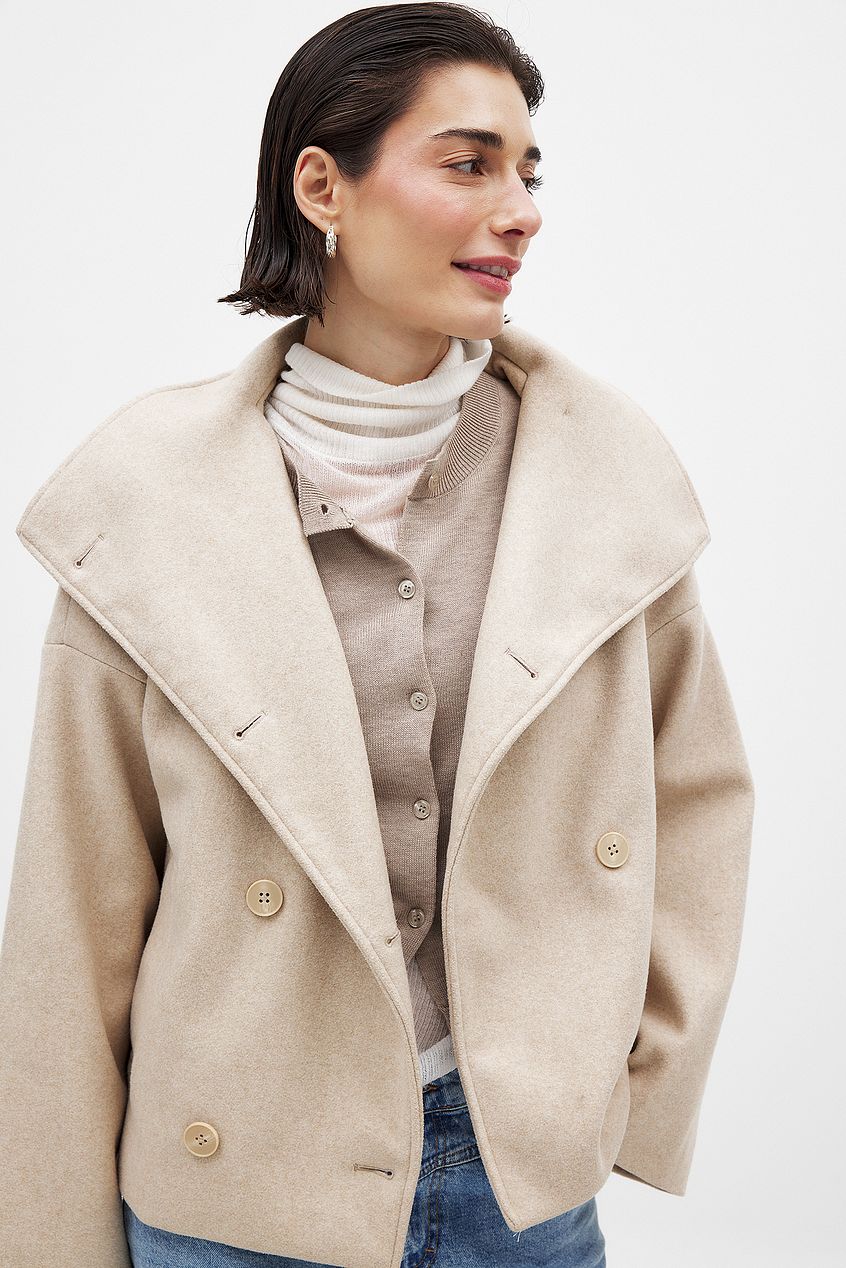 Aurelia – Elegant Coat for Cold Season Style