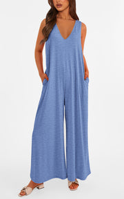 Women's casual jumpsuit with V-neckline, sleeveless and wide legs