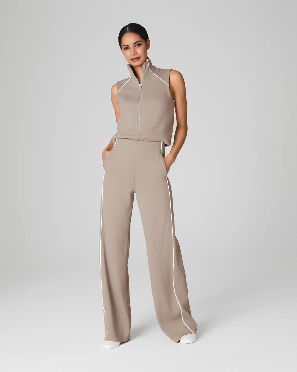 Linda - Sleeveless Sports-Style Jumpsuit