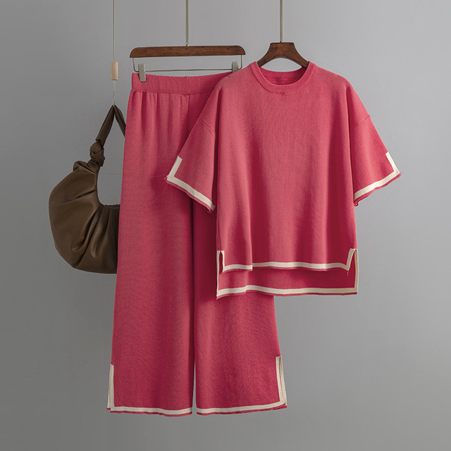 Pëtra™ - Two-Piece Set: Loose-Fit Pants and Oversized T-Shirt