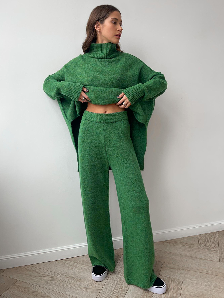 Pastora™ - Knitted Two-Piece Set: Trousers and Sweater